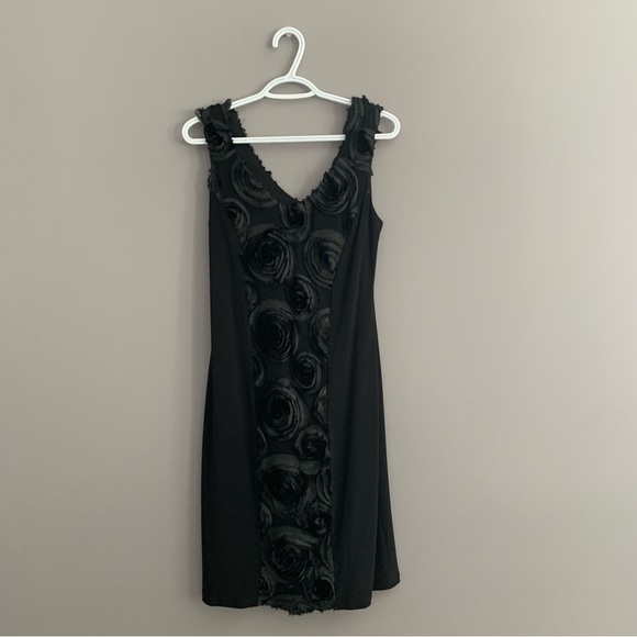 NWT Laura Size 8 Black Floral Dress - Picture 1 of 12